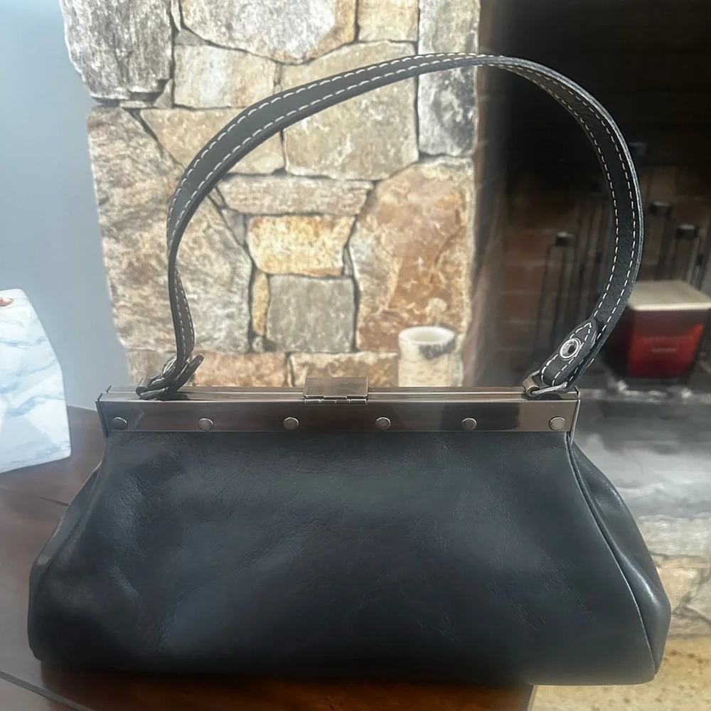 Beautiful Black Embossed Handbag by Patricia Nash - Picture 2 of 5